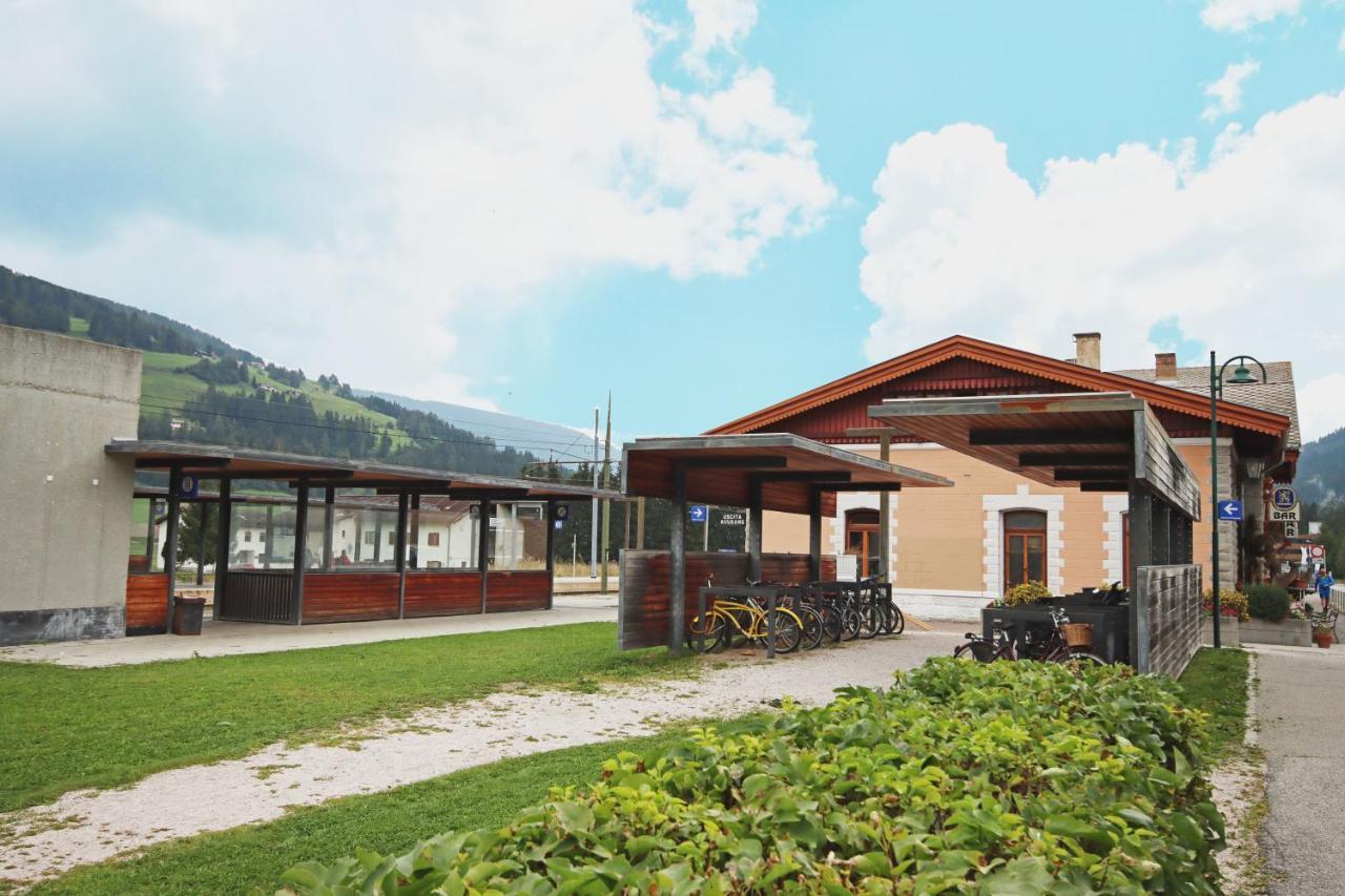 Aurturist Dobbiaco Roulette Apartment Bagian luar foto