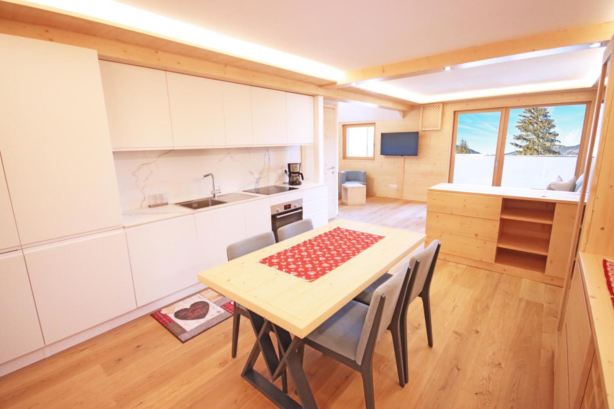 Aurturist Dobbiaco Roulette Apartment Bagian luar foto