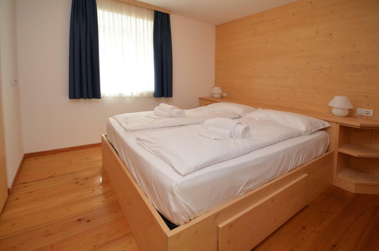 Aurturist Dobbiaco Roulette Apartment Bagian luar foto